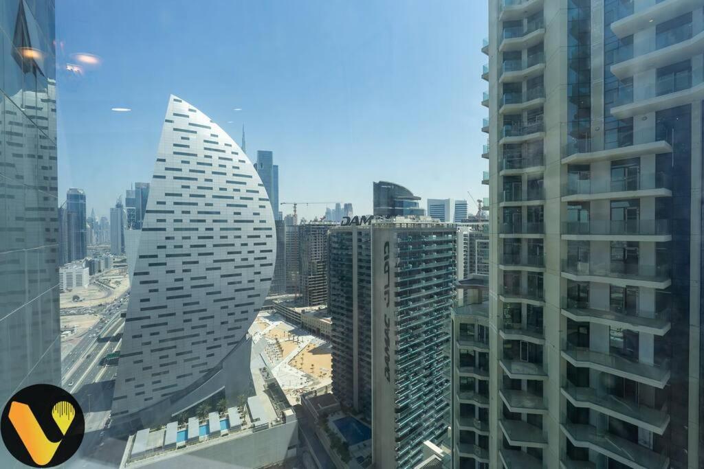 Vogue Court Tower Near Burj Khalifa Mall * Dubai