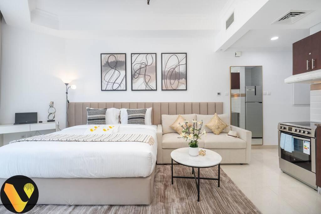 Vogue Court Tower Near Burj Khalifa Mall Appartement Dubai