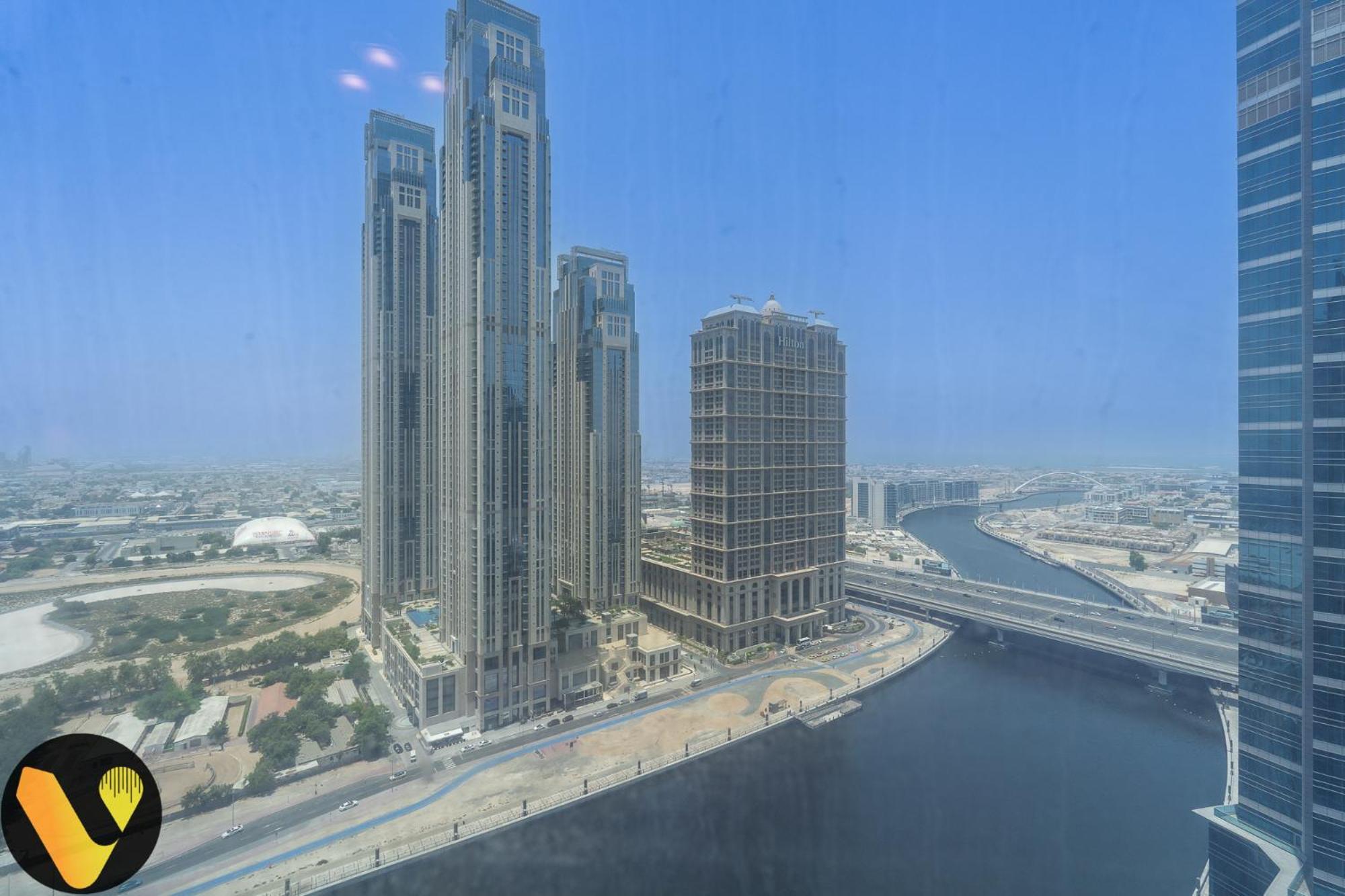 Vogue Court Tower Near Burj Khalifa Mall * Dubai